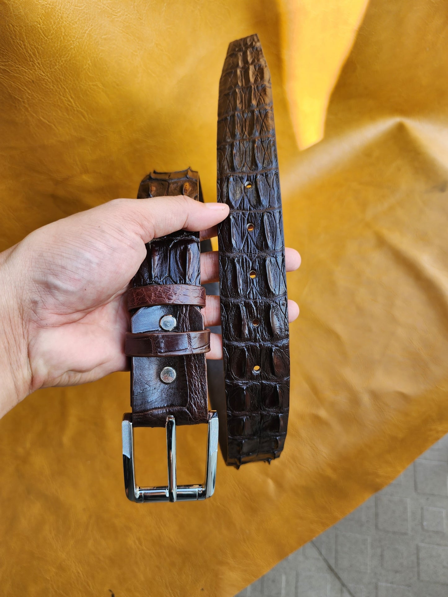 Brown 100% Handmade Genuine Hornback Crocodile Leather Men Belt Buckle