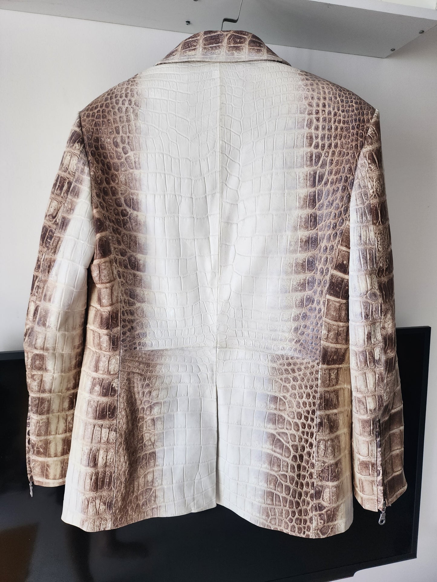 Himalaya Luxury Genuine Crocodile Leather Skin Men Vest/Suit Jacket,Coat,PREORDER